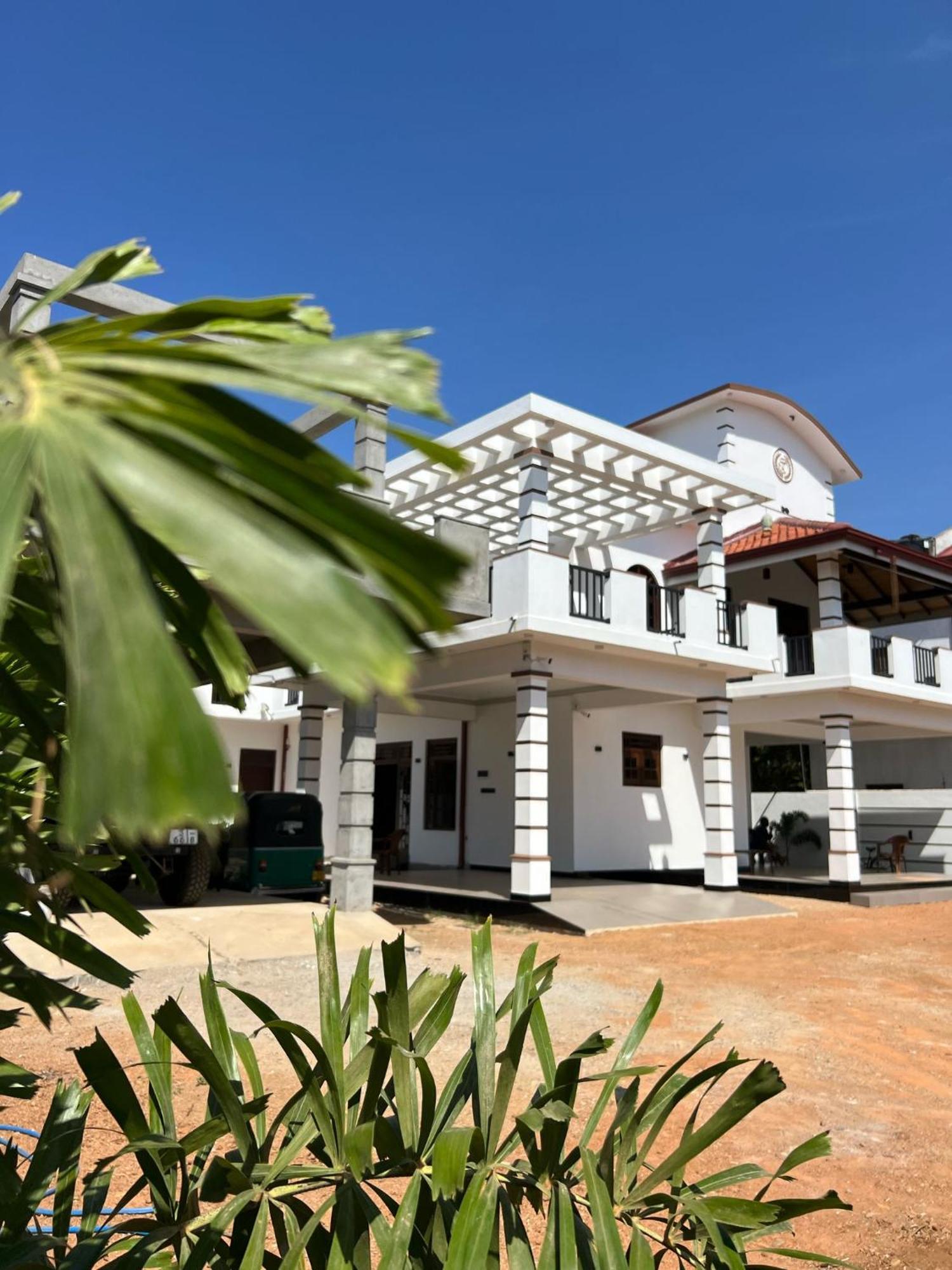 Tk Villas Puttalam Exterior foto